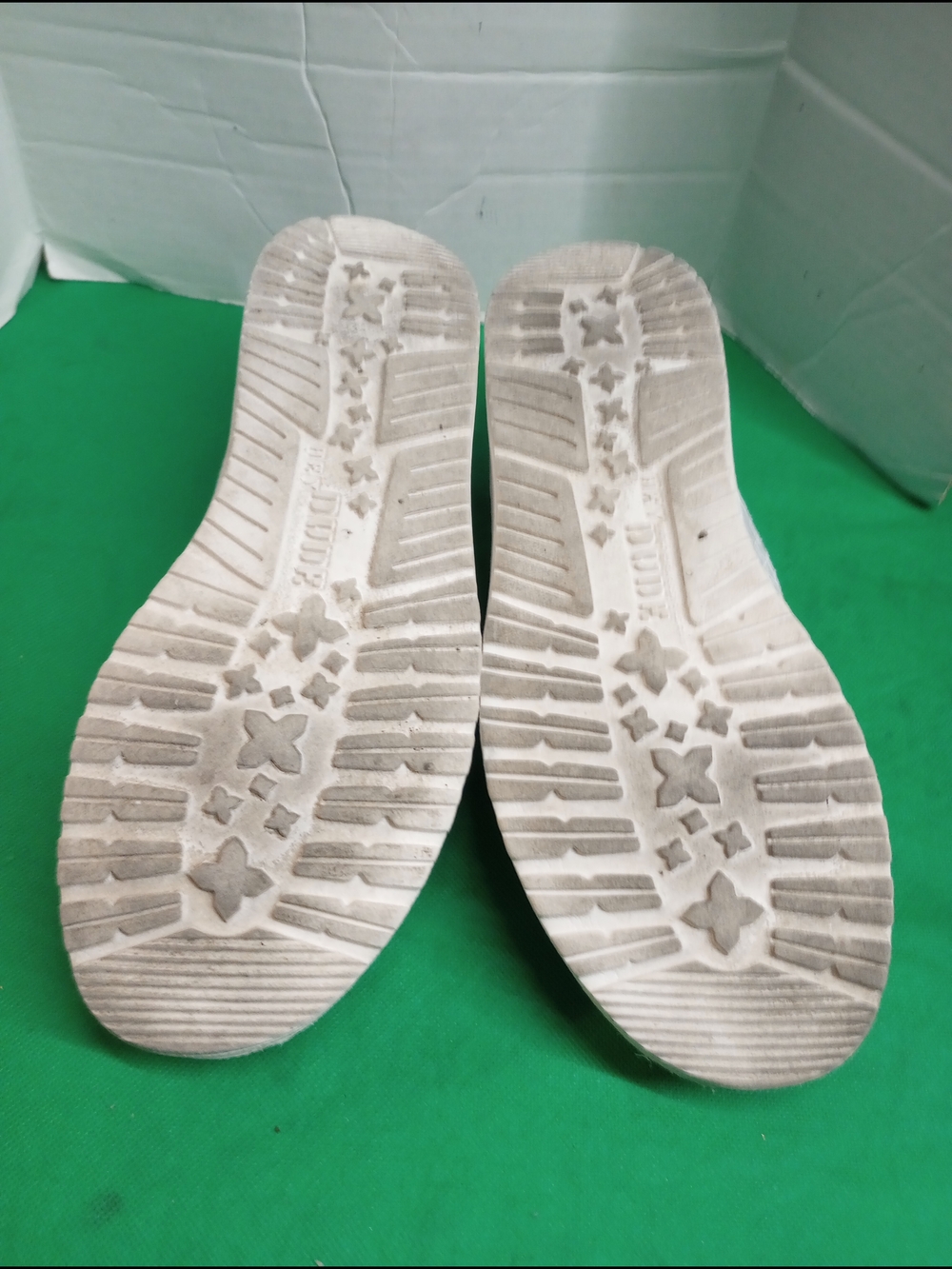 Hey Dude Lena Lace Slip-On Flats - Light Gray Women’s Sneakers Size 8 - Picture 8 of 8
